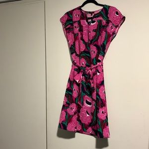 Talbots Cap Sleeve Flowered Dress with Belt, Size MP, Pink Flower Print